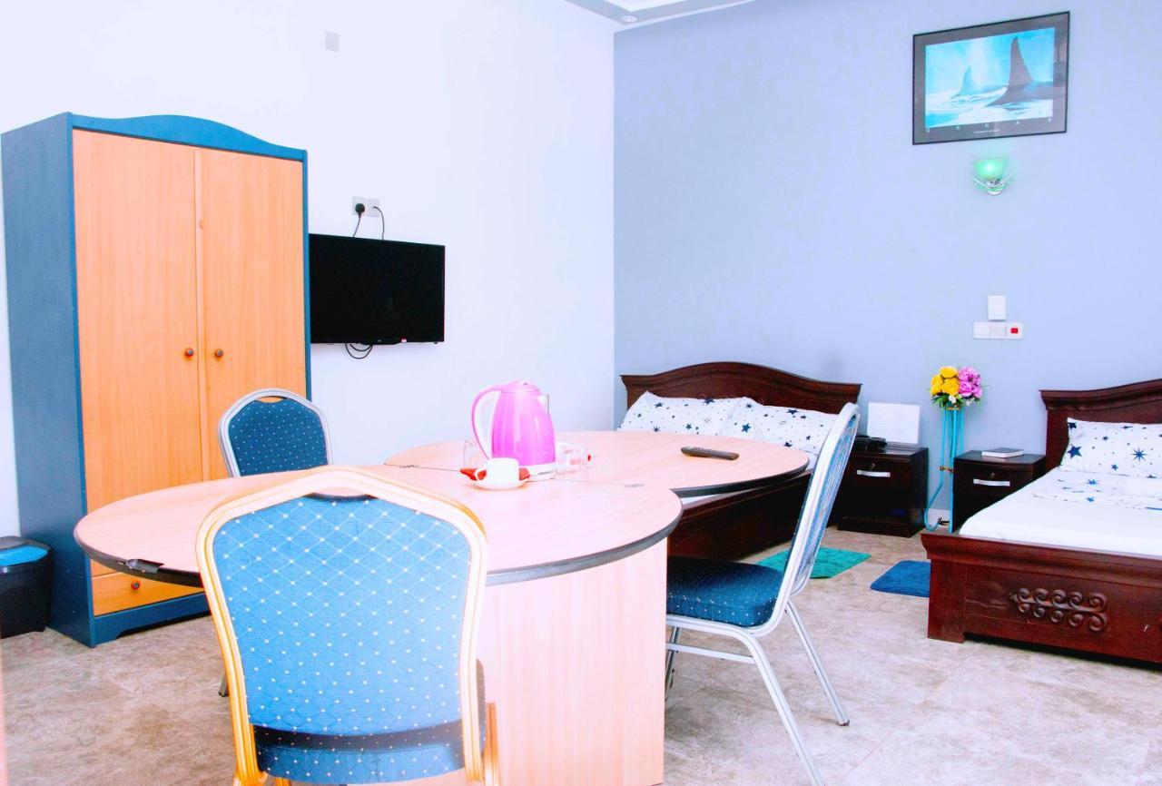 Nora Hotel Cotonou Exterior foto