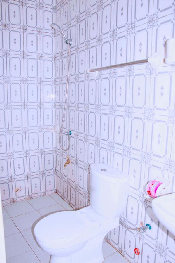 Nora Hotel Cotonou Exterior foto