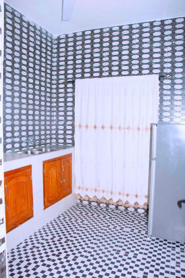 Nora Hotel Cotonou Exterior foto